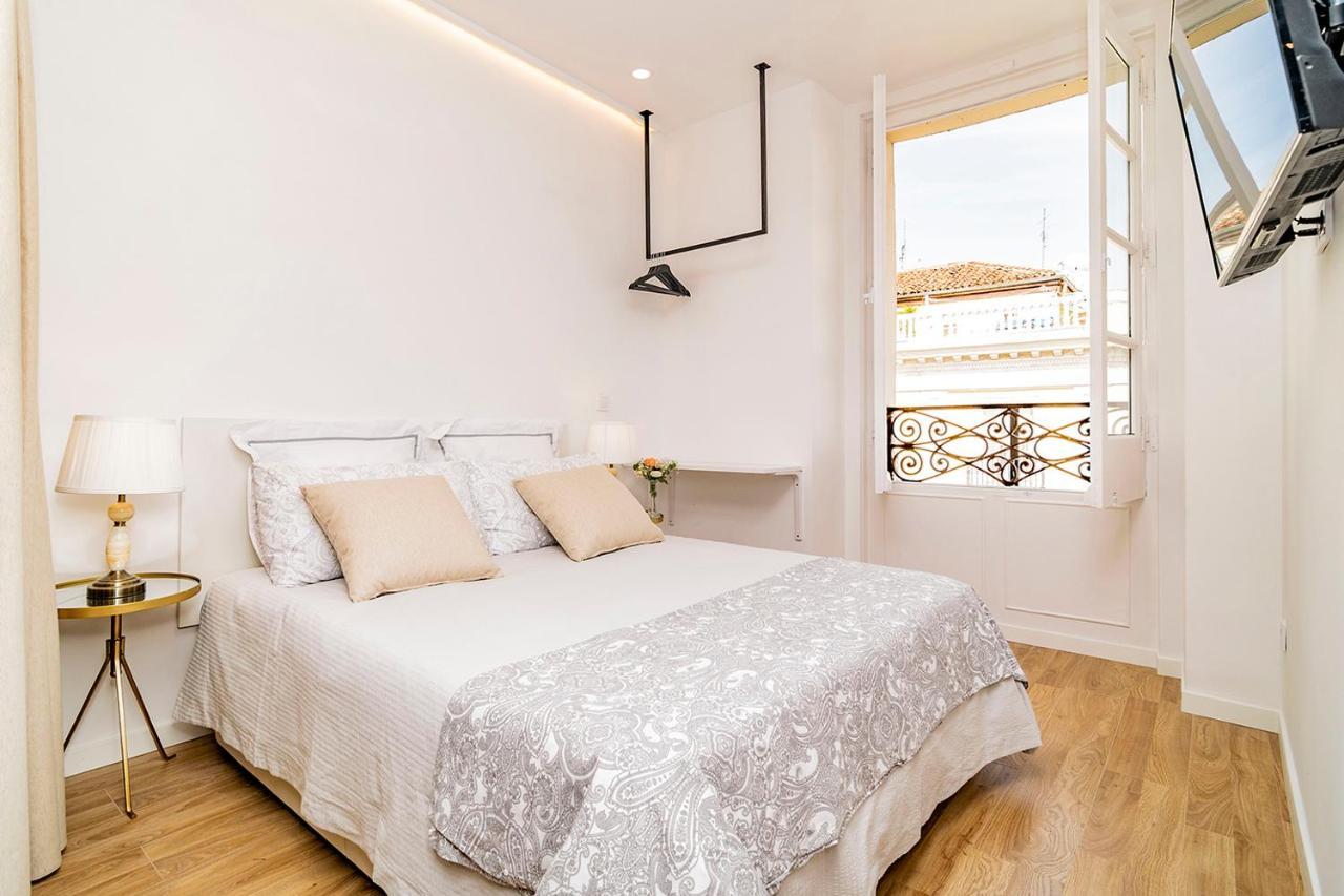 Unbeatable Views Of Puerta Del Sol By Batuecas Madri Exterior foto